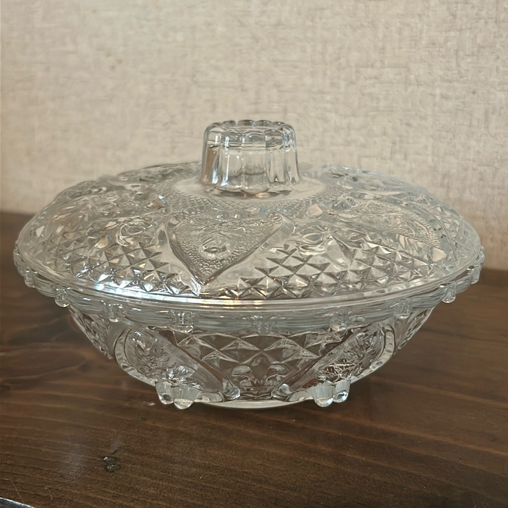 Early American Prescut Clear Candy Dish/Anchor Hocking Clear Prescut Candy Bowl